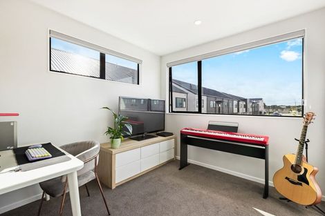 Photo of property in 45 Ivy Nola Way, Henderson, Auckland, 0612