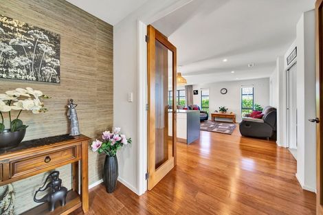 Photo of property in 81 Dillon Drive, Bell Block, New Plymouth, 4312