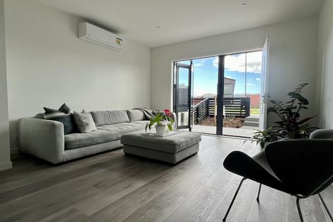 Photo of property in 28 Long George Drive, Totara Park, 2019