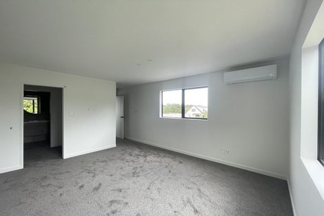 Photo of property in 40d Evelyn Place, Hillcrest, Auckland, 0627