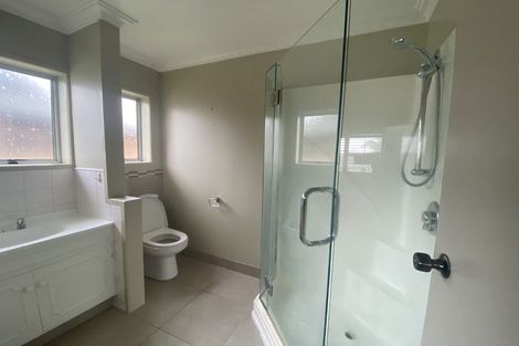 Photo of property in 13 Wilfred Street, St Andrews, Hamilton, 3200