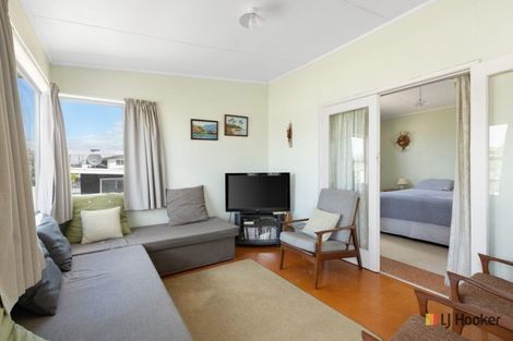 Photo of property in 24 Seaforth Road, Waihi Beach, 3611