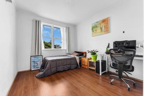 Photo of property in 1 Marybeth Place, Rosehill, Papakura, 2113