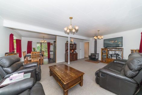 Photo of property in 18 Flyger Street, Kimbolton, 4774