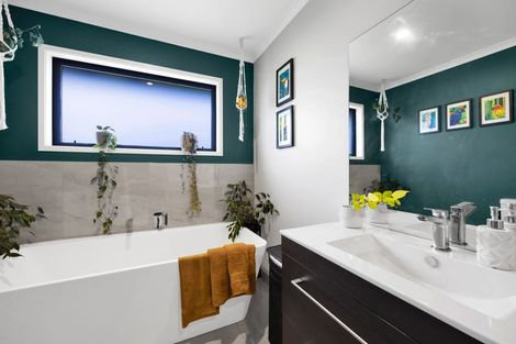 Photo of property in 405 Ketemarae Road, Normanby, Hawera, 4675