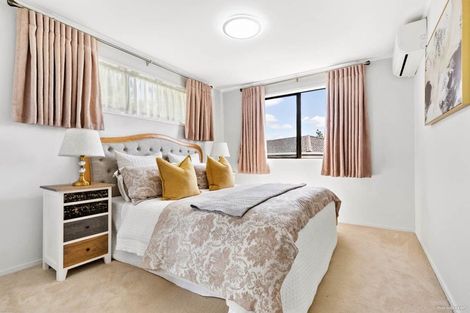 Photo of property in 72 Powrie Street, Glenfield, Auckland, 0629