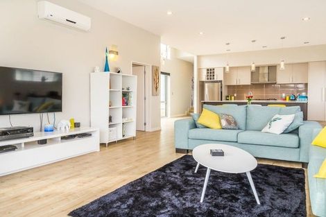Photo of property in 10 Vera Court, Silverdale, 0932