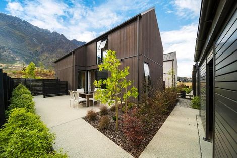 Photo of property in 5 Escalator Avenue, Jacks Point, 9371