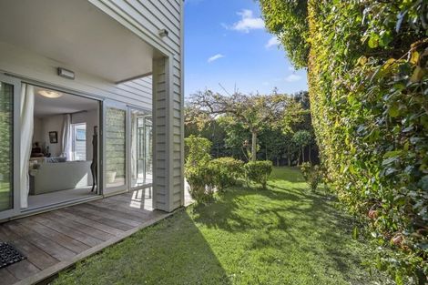Photo of property in 2b Church Street, Devonport, Auckland, 0624