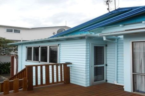 Photo of property in 18 Selwyn Road, Hospital Hill, Napier, 4110