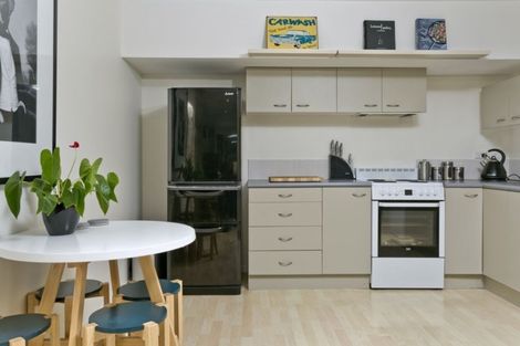 Photo of property in 110a Lake Road, Belmont, Auckland, 0622