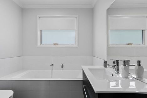 Photo of property in 9 Anatere Rise, Athenree, Waihi Beach, 3177