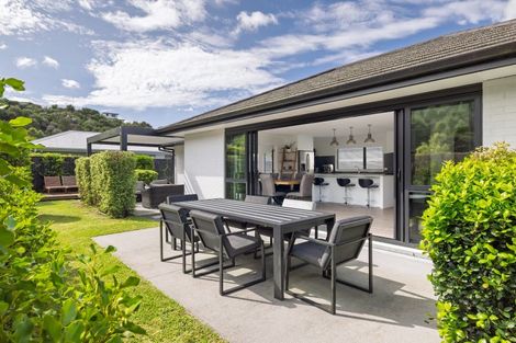 Photo of property in 84 Pakanga Grove, Pyes Pa, Tauranga, 3112