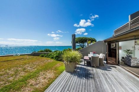 Photo of property in 246/44 Ocean View Road, Milford, Auckland, 0620