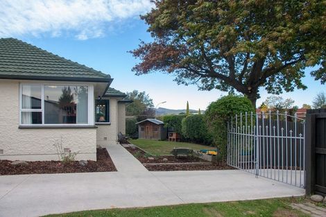 Photo of property in 119 Warren Crescent, Hillmorton, Christchurch, 8025