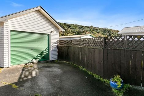 Photo of property in 62 Main Road, Wainuiomata, Lower Hutt, 5014