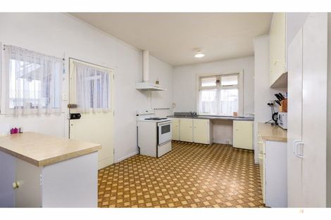 Photo of property in 49 Shearman Street, Waimate, 7924