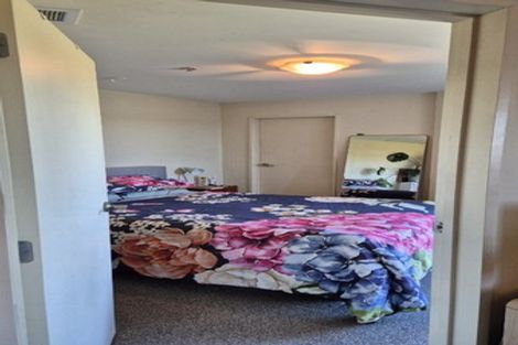 Photo of property in 5c/17 Crown Lynn Place, New Lynn, Auckland, 0600