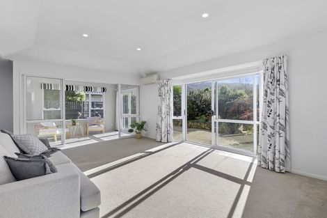 Photo of property in 18 Millwood Place, Silverstream, Upper Hutt, 5019