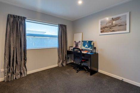 Photo of property in 30a Moana Street, Otaki Beach, Otaki, 5512