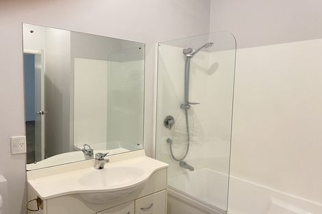 Photo of property in Dakota Buildings, 1a/3 Cheshire Street, Parnell, Auckland, 1052