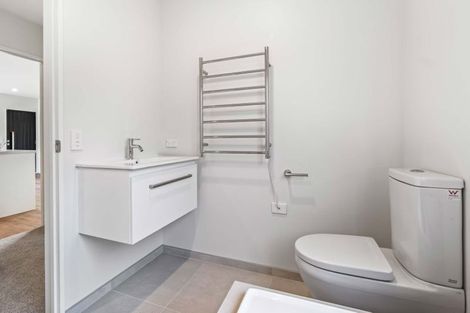 Photo of property in 21 Quinns Road, Shirley, Christchurch, 8013