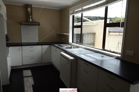 Photo of property in 182 Victoria Road, Saint Clair, Dunedin, 9012