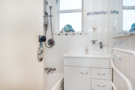 Photo of property in 20 Renton Road, Mount Albert, Auckland, 1025