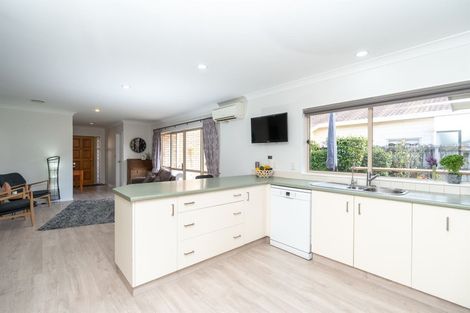 Photo of property in 6 Discovery Drive, Flagstaff, Hamilton, 3210