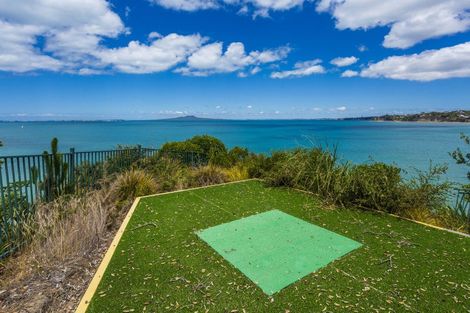 Photo of property in 62 Sharon Road, Waiake, Auckland, 0630