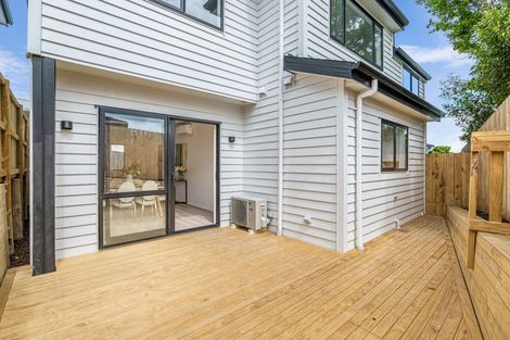 Photo of property in 49 Vera Road, Te Atatu South, Auckland, 0610