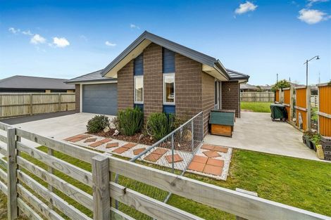 Photo of property in 2 Colebrook Drive, Rolleston, 7614