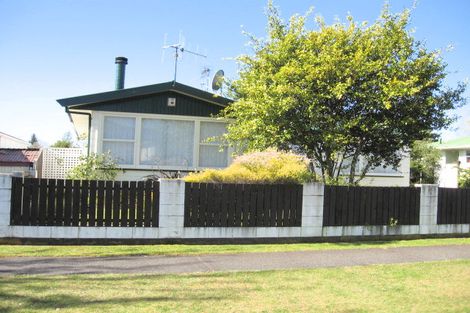 Photo of property in 22 Rangipoia Place, Turangi, 3334