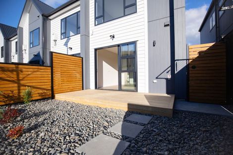 Photo of property in 7 Resnik Crescent, Kumeu, 0810