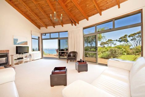 Photo of property in 106a Manawaora Road, Russell, 0272