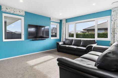 Photo of property in 37 Billington Drive, Halswell, Christchurch, 8025