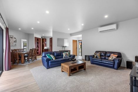 Photo of property in 10 Paua Cove, Papamoa Beach, Papamoa, 3118