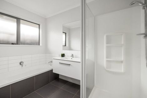 Photo of property in 43 Benmore Crescent, Pyes Pa, Tauranga, 3112