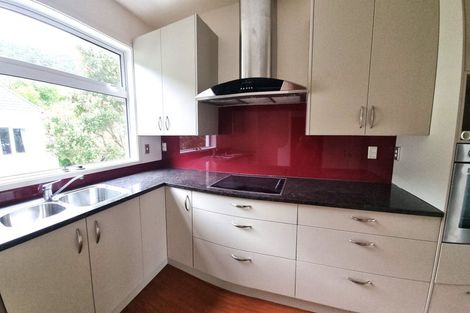 Photo of property in 11 Lawson Place, Mount Victoria, Wellington, 6011