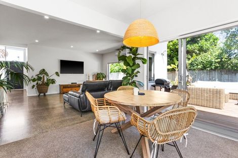 Photo of property in 8a Mission Road, Greenmeadows, Napier, 4112