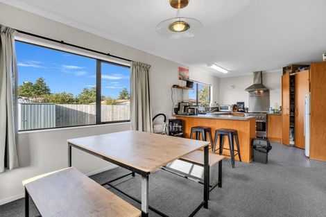 Photo of property in 32 Dahlstrom Grove, Kelvin Grove, Palmerston North, 4414