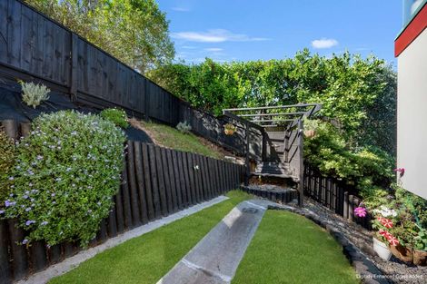 Photo of property in 3b Laing Cove, Havelock North, 4130