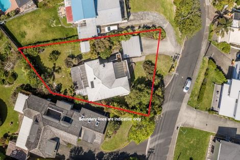 Photo of property in 35 Bayview Road, Browns Bay, Auckland, 0630
