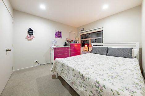 Photo of property in 34 Pickaberry Avenue, Karaka, Papakura, 2113