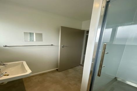 Photo of property in 196 Lincoln Road, Addington, Christchurch, 8024