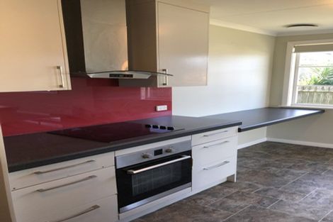 Photo of property in 8 Arimu Road, Papakura, 2110