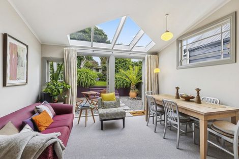 Photo of property in 62 Elizabeth Street, Mount Victoria, Wellington, 6011