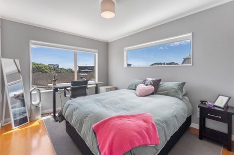 Photo of property in 1 Frances Street, Waikanae Beach, Waikanae, 5036