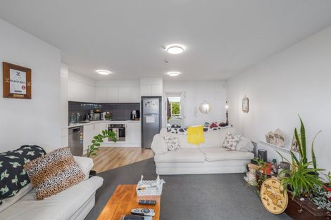 Photo of property in Amuri Park Apartments, 28/280 Bealey Avenue, Christchurch Central, Christchurch, 8013