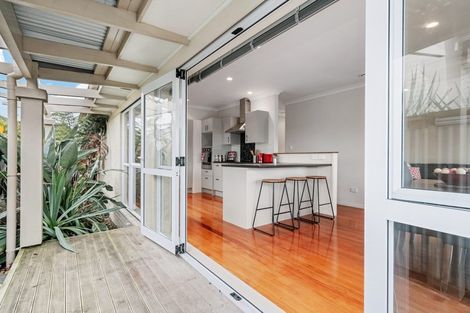 Photo of property in 86 Western Hills Drive, Kensington, Whangarei, 0112